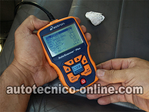 Cómo Probar: Códigos P0171 y P0174 (Ford 4.6L, 5.4L) Cómo Probar: Códigos P0171 y P0174 (Ford 4.6L, 5.4L)