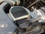 Cómo Probar El Sensor MAF (1992-1993 3.0L Toyota Camry) Cómo Probar El Sensor MAF (1992-1993 3.0L Toyota Camry)