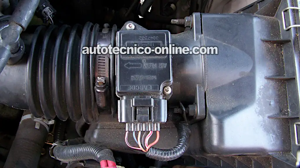 Cómo Probar El Sensor MAF (2001, 2002, 2003, 2004, 2005, 2006, 2007 3.0L Ford V6 Ford Escape, Mercury Mariner)