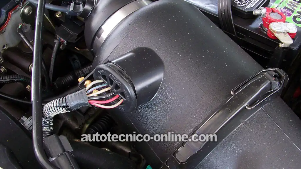 Cómo Probar El Sensor MAF (1998, 1999, 2000, 2001, 2002, 2003 2.0L DOHC Ford Escort ZX2)