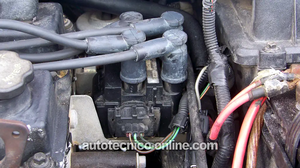 Cómo Probar El Conjunto De Bobinas De Encendido (2000, 2001, 2002, 2003, 2004 2.0L Ford Focus)