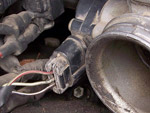 Cómo Probar El Sensor TPS (1996-1998 3.8L Ford Mustang) Cómo Probar El Sensor TPS (1996-1998 3.8L Ford Mustang)