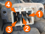 Cómo Probar La Resistencia Del Soplador (1995-1997 3.0L Ford Ranger) Cómo Probar La Resistencia Del Soplador (1995-1997 3.0L Ford Ranger)
