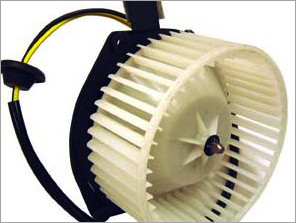 Cómo Probar El Motor Del Soplador (1997-1999 Dodge Dakota Y Durango) Cómo Probar El Motor Del Soplador (1997-1999 Dodge Dakota Y Durango)