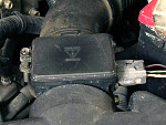 Cómo Probar El Sensor MAF (1999-2000 1.8L Mazda Protegé) Cómo Probar El Sensor MAF (1999-2000 1.8L Mazda Protegé)