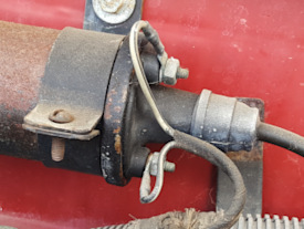 Cómo Probar La Bobina De Encendido (1988-1990 2.5L Dodge Dakota) Cómo Probar La Bobina De Encendido (1988-1990 2.5L Dodge Dakota)
